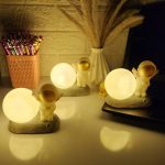 چراغ خواب فضانورد